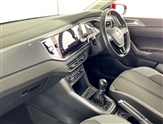 Volkswagen Polo Image 2