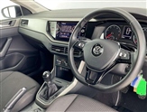 Volkswagen Polo Image 6