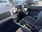 Volkswagen Polo Image 2