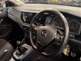 Volkswagen Polo Image 6