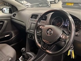 Volkswagen Polo Image 6