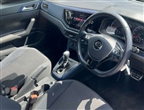 Volkswagen Polo Image 6