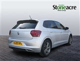 Volkswagen Polo Image 6