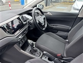 Volkswagen Polo Image 2