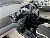 Volkswagen Polo Image 2