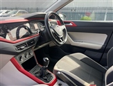 Volkswagen Polo Image 2