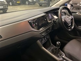 Volkswagen Polo Image 2