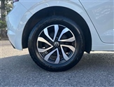 Volkswagen Polo Image 5