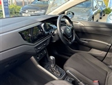 Volkswagen Polo Image 2