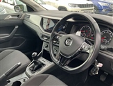 Volkswagen Polo Image 6