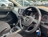 Volkswagen Polo Image 6
