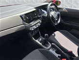 Volkswagen Polo Image 2