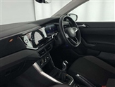 Volkswagen Polo Image 2