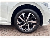 Volkswagen Polo Image 6