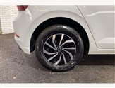 Volkswagen Polo Image 5