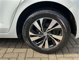 Volkswagen Polo Image 5