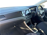 Volkswagen Polo Image 2