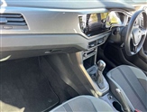 Volkswagen Polo Image 2