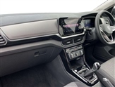 Volkswagen T-Cross Image 2