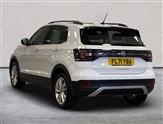 Volkswagen T-Cross Image 2