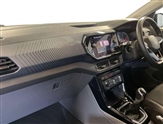 Volkswagen T-Cross Image 2