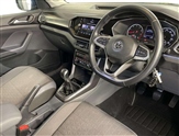 Volkswagen T-Cross Image 6