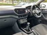 Volkswagen T-Cross Image 2