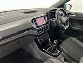 Volkswagen T-Cross Image 2