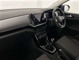 Volkswagen T-Cross Image 2