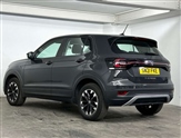 Volkswagen T-Cross Image 3
