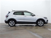 Volkswagen T-Cross Image 3