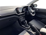 Volkswagen T-Cross Image 2