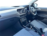 Volkswagen T-Cross Image 2