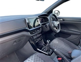 Volkswagen T-Cross Image 2