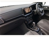 Volkswagen T-Cross Image 2