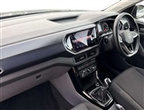 Volkswagen T-Cross Image 2