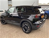 Volkswagen T-Cross Image 3