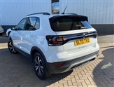 Volkswagen T-Cross Image 3