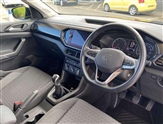 Volkswagen T-Cross Image 6
