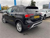 Volkswagen T-Cross Image 3