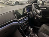 Volkswagen T-Cross Image 2