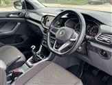 Volkswagen T-Cross Image 6