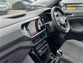 Volkswagen T-Cross Image 2