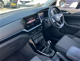 Volkswagen T-Cross Image 2
