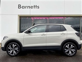 Volkswagen T-Cross Image 2