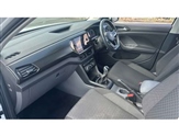 Volkswagen T-Cross Image 2