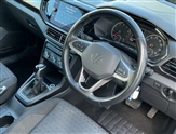 Volkswagen T-Cross Image 6