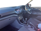 Volkswagen T-Cross Image 2