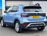 Volkswagen T-Cross Image 2