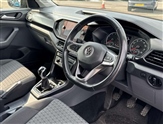 Volkswagen T-Cross Image 6